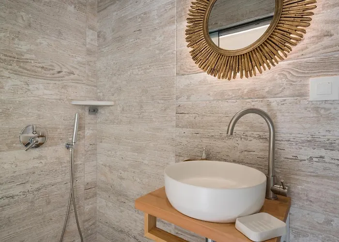 Belle Epoque Halepa's House & * Hriszí Aktí Haniá