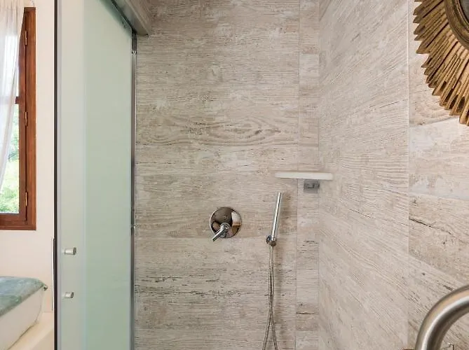 Belle Epoque Halepa's House & *