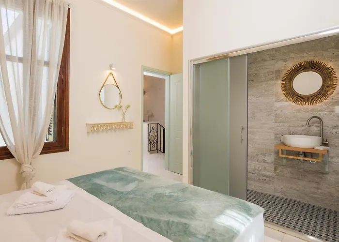 Belle Epoque Halepa's House & Dom wakacyjny Chania (Crete)