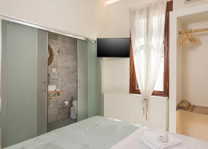 Belle Epoque Halepa's House & * Hriszí Aktí Haniá