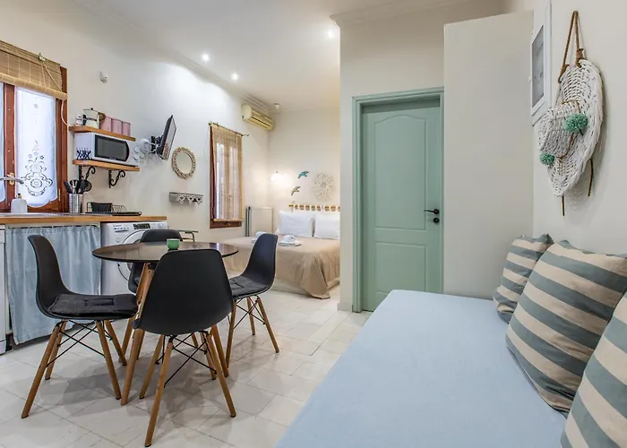 Belle Epoque Halepa's House & *