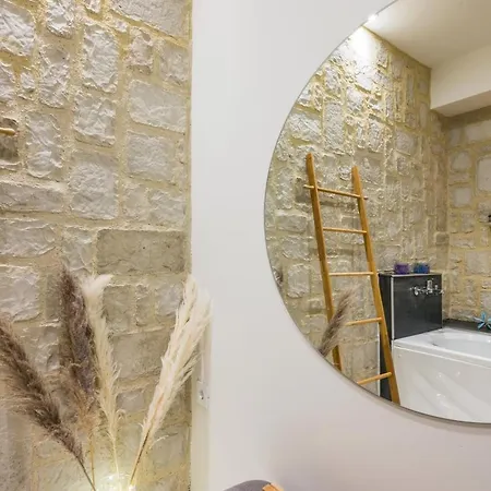 Belle Epoque Halepa's House & *