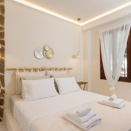 Belle Epoque Halepa's House & * Chania (Crete)