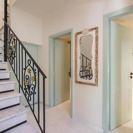 Belle Epoque Halepa's House & La Canea