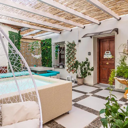 Vakantiehuis Belle Epoque Halepa's House & Chania (Crete)